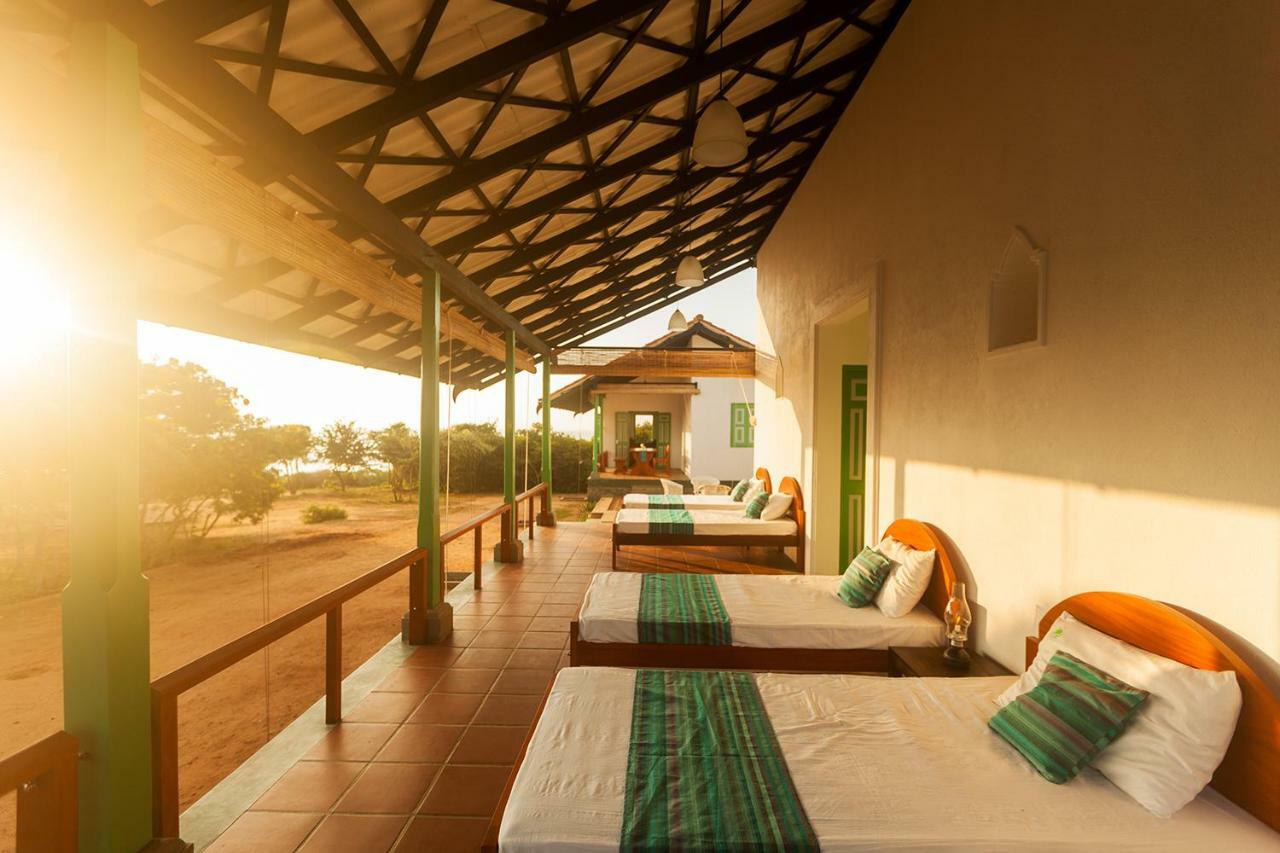 Nil Sisila Beach Resort Yala Exterior photo
