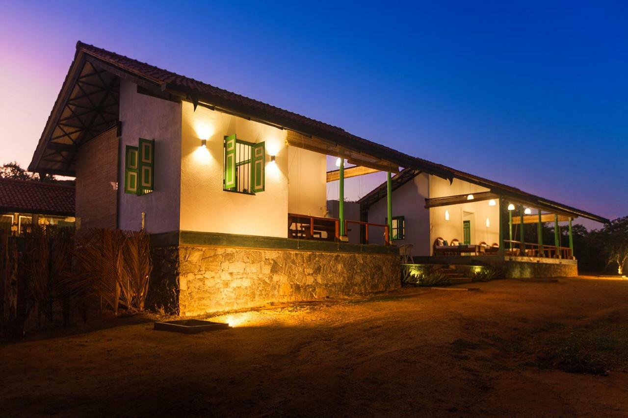 Nil Sisila Beach Resort Yala Exterior photo