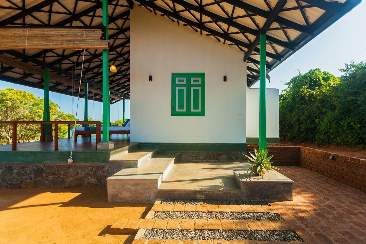 Nil Sisila Beach Resort Yala Exterior photo