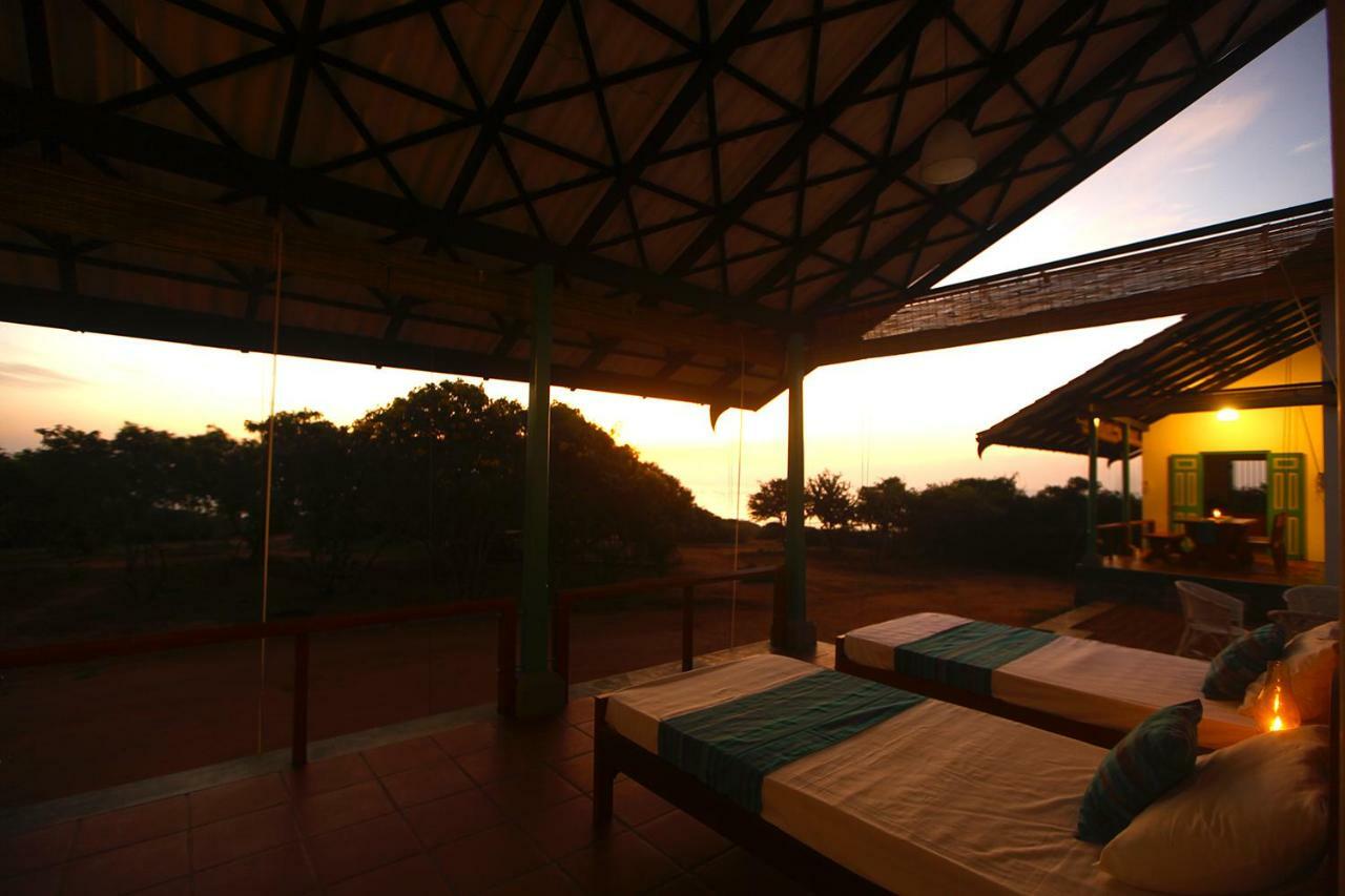Nil Sisila Beach Resort Yala Exterior photo